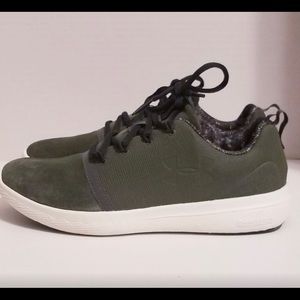 Women's Under Armour Sneakers Size:7